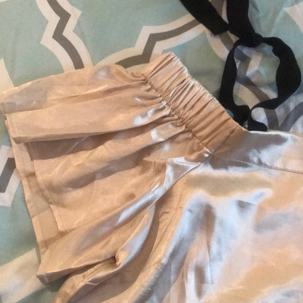 Blouse - Picture 2 of 3